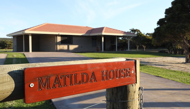 Matilda House | Executive farm stay near Albany in Elleker