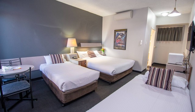 Midcity Motor Lodge in Orange