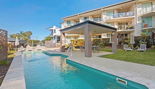 Moana Condo | Close to Beach