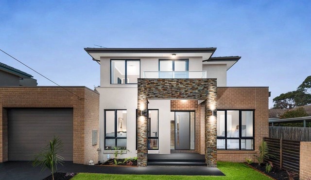 Modern 3 Bed, 2.5 Bathroom House by the Beach in Seaford