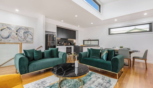Modern 3BR Opposite Heritage Train Museum