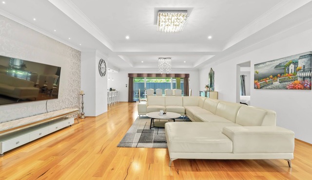 Modern and luxury private Home