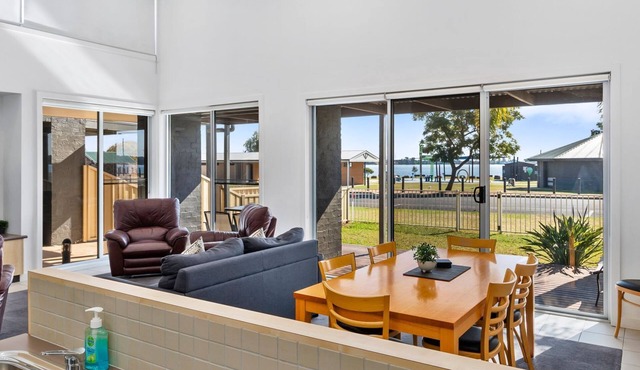 Murray Grange apartment 6 in Yarrawonga