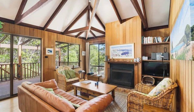 Nature's Retreat—Coastal Escape with Tennis Court