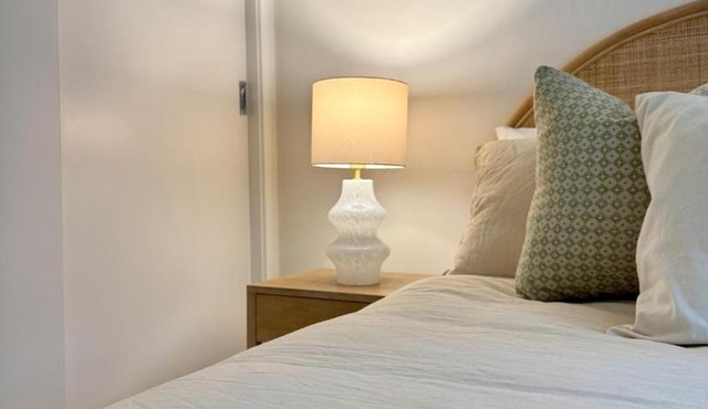 New 2BR Coolangatta Apt 4-Mins Beach Sleeps 6