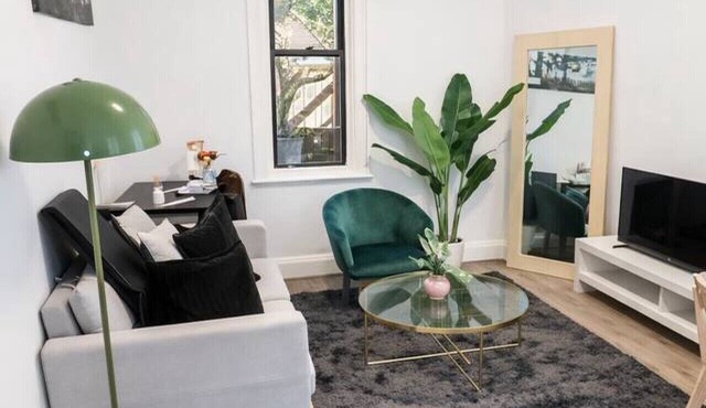 NY-Inspired 1BR Apartment - Cosy, clean & central in Zetland
