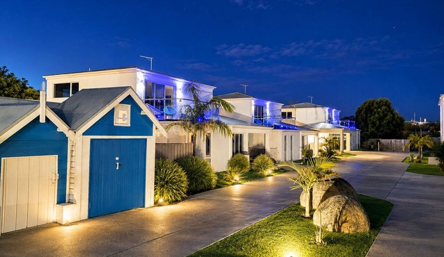 Oceans Devonport - Corporate/Long stay discounts Self Contained Townhouse in Devonport