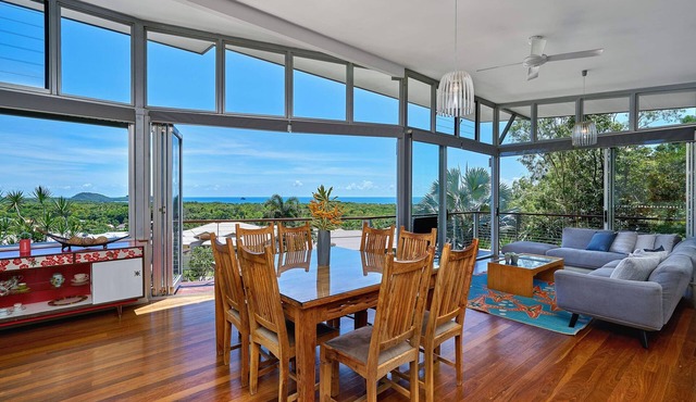 Oceanview Family Retreat w/Private Pool & Fast WiFi