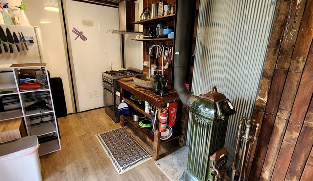 Off-Grid Equipped Container with Outdoor Pool and Amazing Views in Queensland