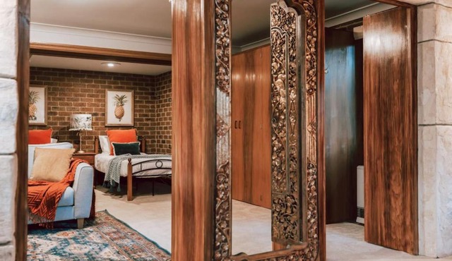 Olinda Sandstone Apartment 2 Bedroom Spa bath