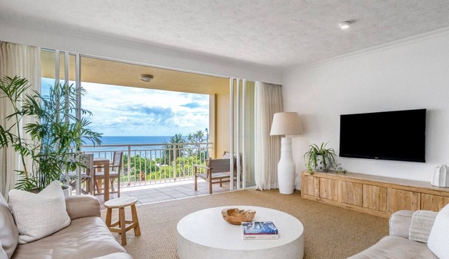 Orion Unit 4 Modern 2 bedroom apartment with ocean views and Wi-Fi Included