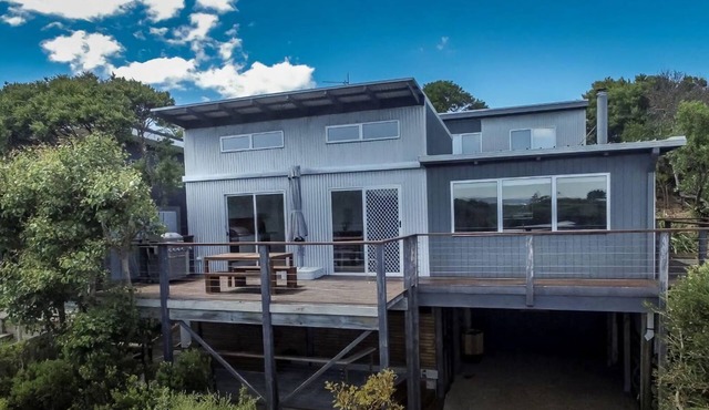 Overlook Ennisvale Stay 3 Pay 2 Winter Special in Sandy Point