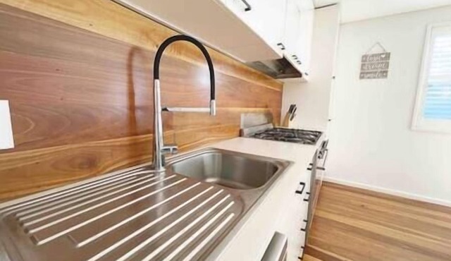 Palm Rest | 2BR Beachside Escape On Towradgi Beach