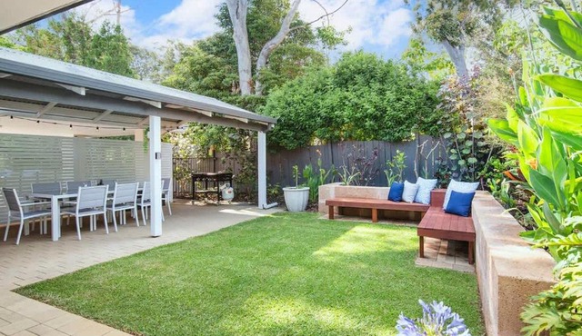 Peaceful Garden Hideaway - Swim, Hike and Unwind