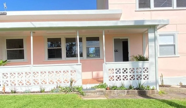 Peach Me Beach Shack