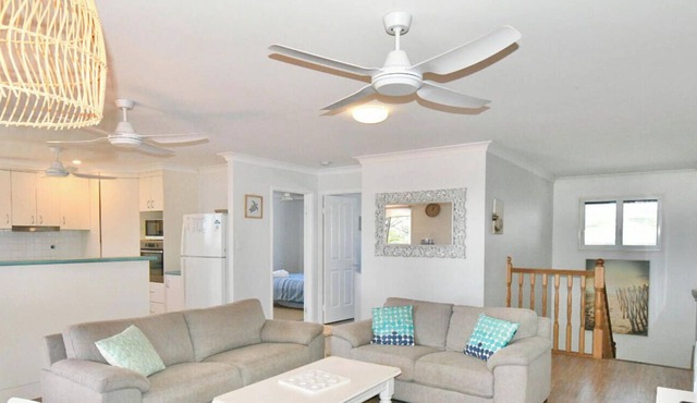 Perfect Beach Front Family Holiday House in Woodgate