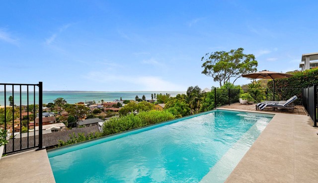 Phuza Maningi Corlette Home with Private Pool in Corlette