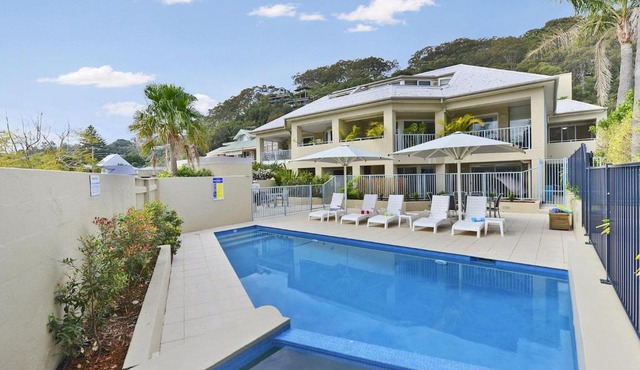Poolside at Iluka Resort Apartments in Palm Beach