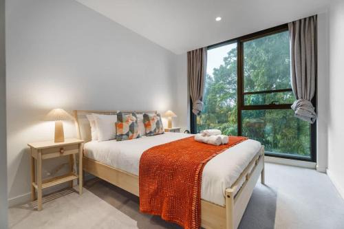 Premium South Melb 2 Queens Study Pool & Gym