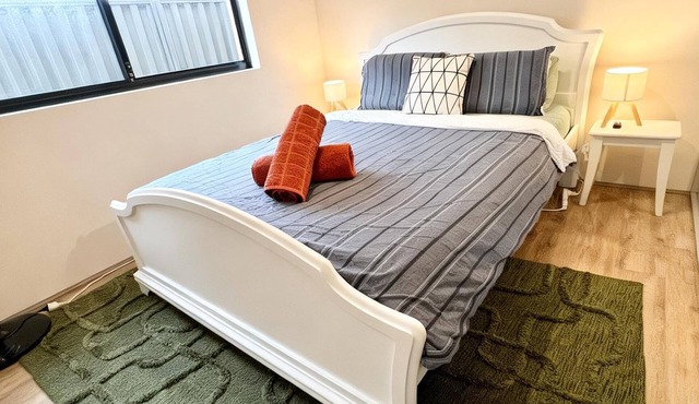 Private | Free Parking | AC | Near Airport | WIFI