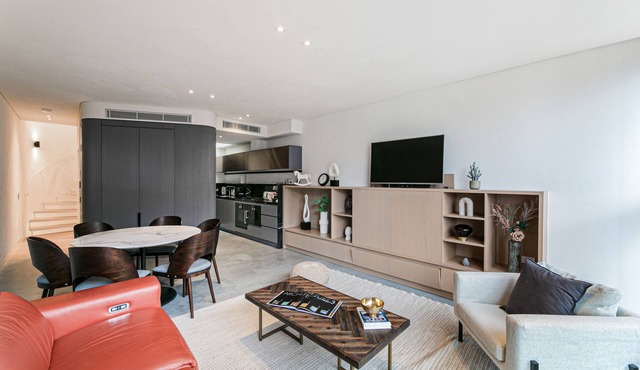 Pyrmont l Luxury House 6 Stories l Free Parking