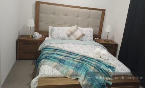Quiet Room with Ensuite, Kitchenette, Veranda & Lake View