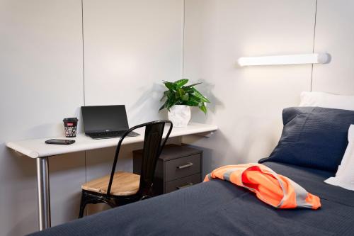 Red Sands Accommodation Newman in Newman