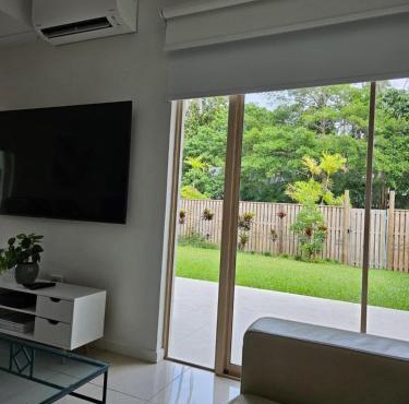 Reef Terraces on St Crispins - Villa 2 in Port Douglas