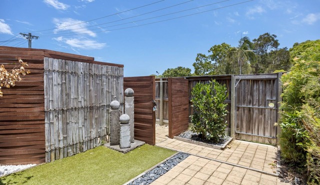 Regency 3 Bedroom Central Town House in Sunshine Coast