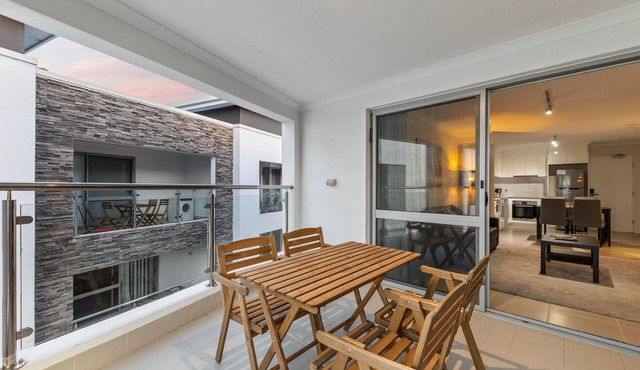 Relaxing -Rockingham Apt | LongStay, Comfort, Parking - 2 Bed 2 Bath Standard