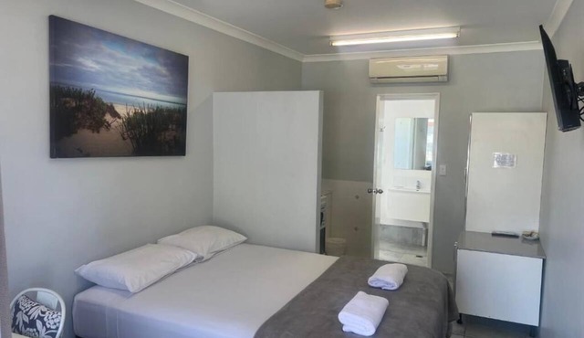 Restawile Motel in Broadwater