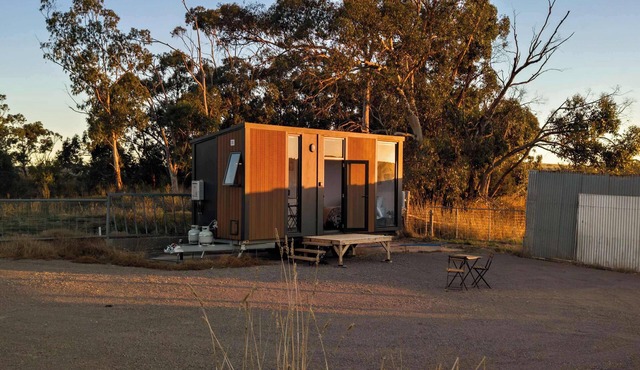 Rivergum Lodge by Tiny Away in Jancourt East