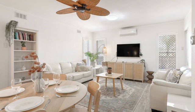 Rockingham Beach Breeze: 2BR Retreat