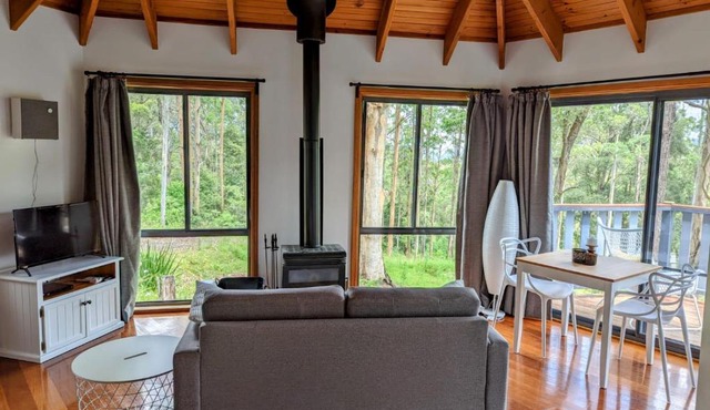 Romantic Cabin Escapes Barrington Tops - Lorikeet