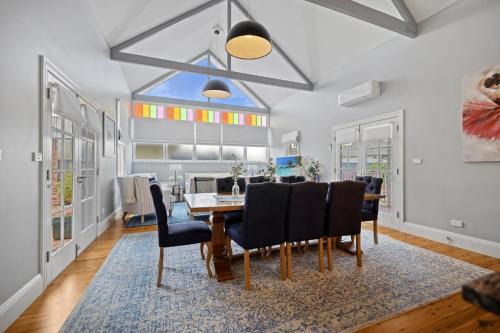 Roseberne Cottage, Luxury in the CBD!