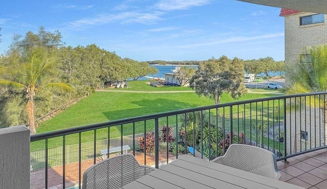 Sails Resort 3 Bedroom Apartment - Unit 12