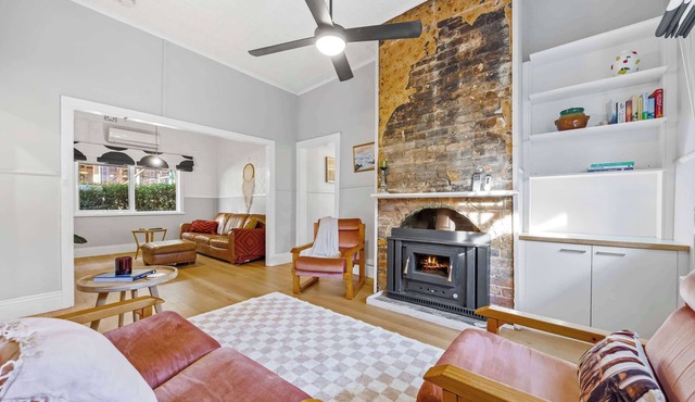 Scott Parade Cottage