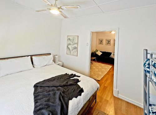 Sea Salt at Stansbury Apartment 1