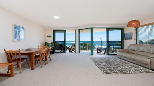 Seacrest Unit 3 Moffat Beach QLD