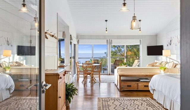 Seahouse Studio - Private Beach Access Pets in Mornington