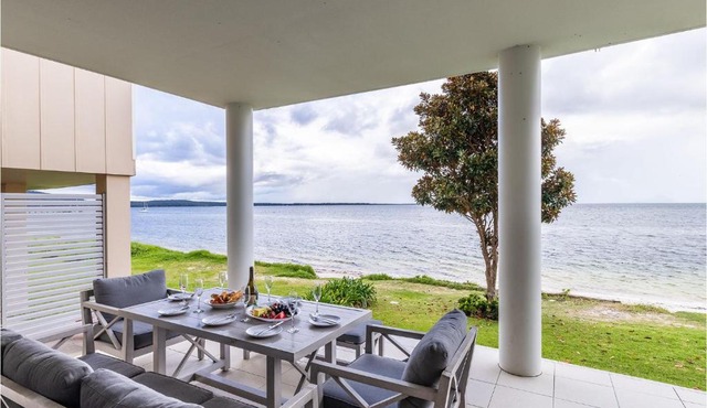 Seaview Splendour 2, 163 Soldiers Point Rd - waterfront stunning unit