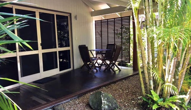 Self-Contained Bungalow for Seven near Mission Beach, Queensland in Mission Beach