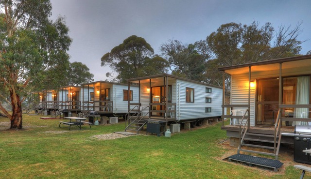 Self Contained Park Cabin in Crackenback