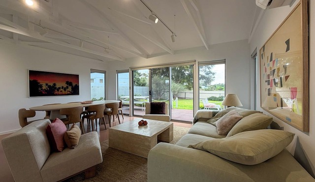 Silver Sands Beach House in Aldinga Beach