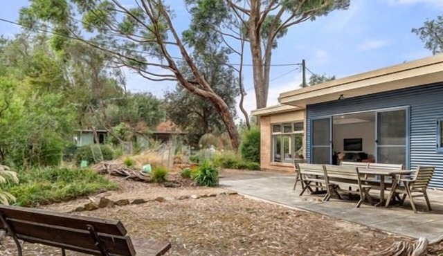 SILVERLEAVES HIDE AWAY 2- 6 GUESTS in Silverleaves