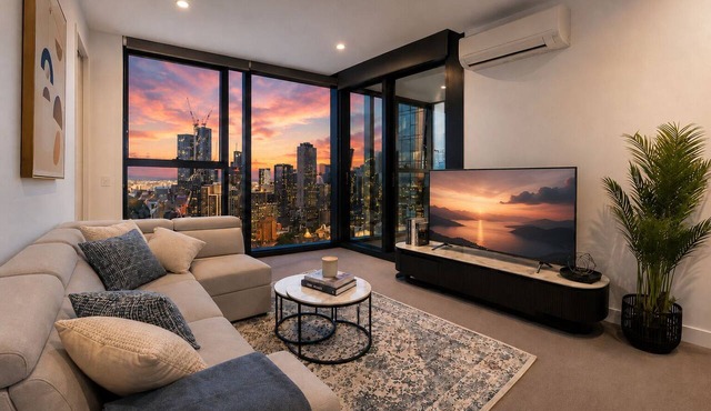 Sky-High 2BR/2BTH + 19F Panoramic CBD Views in Carlton