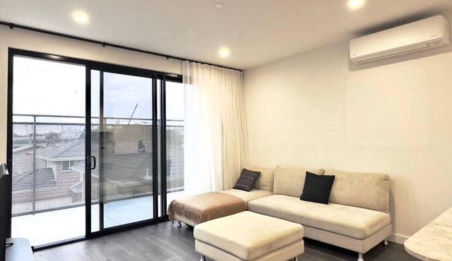 Sleek 2BR 2BA Clayton Stay at the Manor House