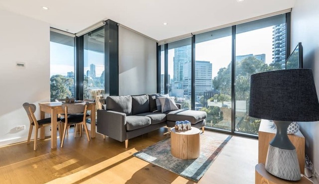 South Melbourne Short Stay Luxury & Location