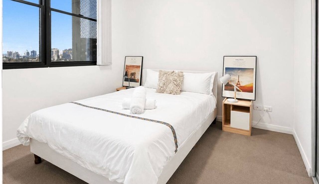 Spacious 2B2B with Parking | Rosebery | Near Sydney CBD | Long-Stay Rates in Rosebery