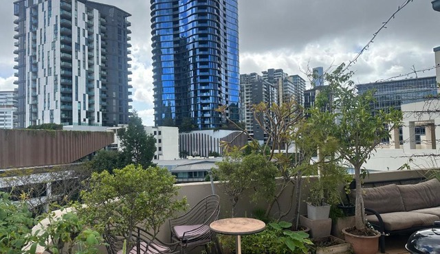 Spacious 2brm apartment Free Parking in Brisbane